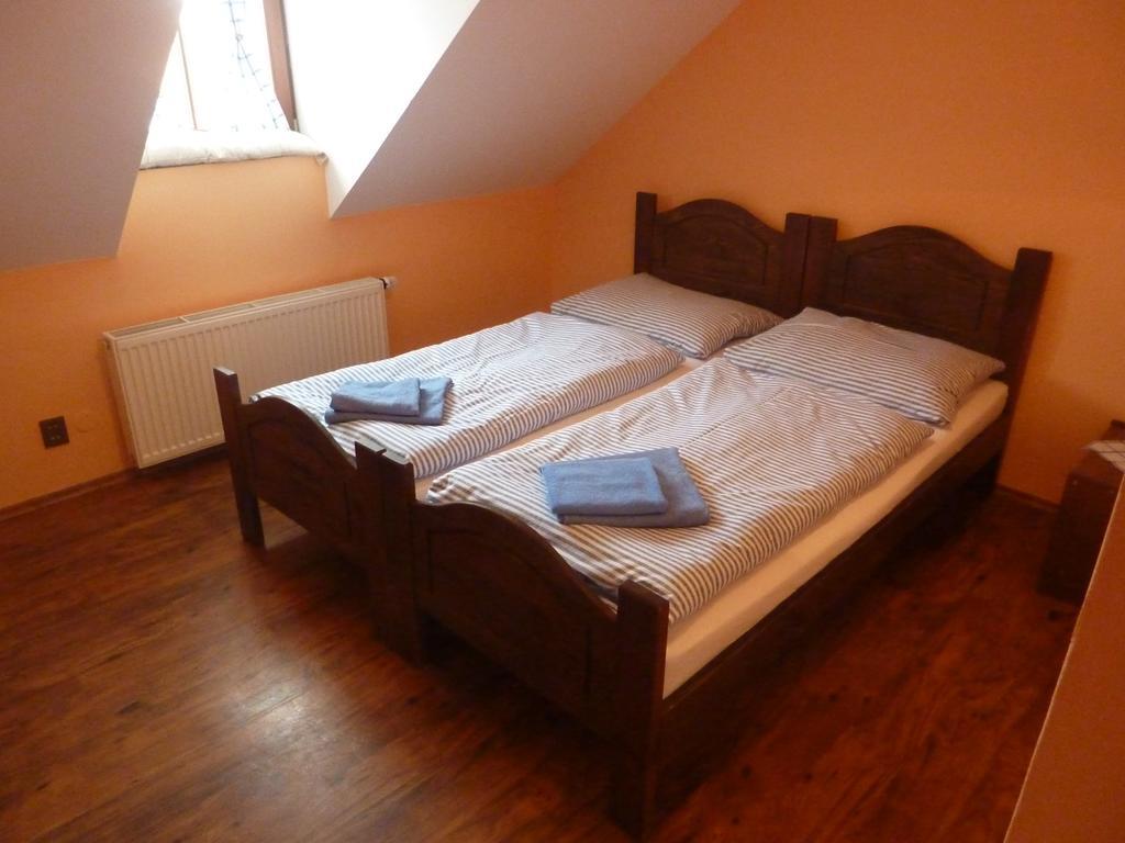 Vas Sklep - Vinny Sklep A Penzion Znojmo Room photo